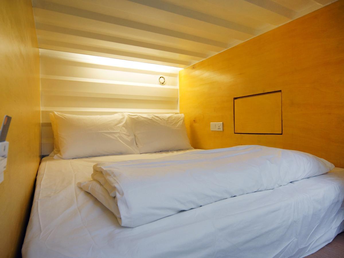 Container Hotel Penang George Town Bagian luar foto