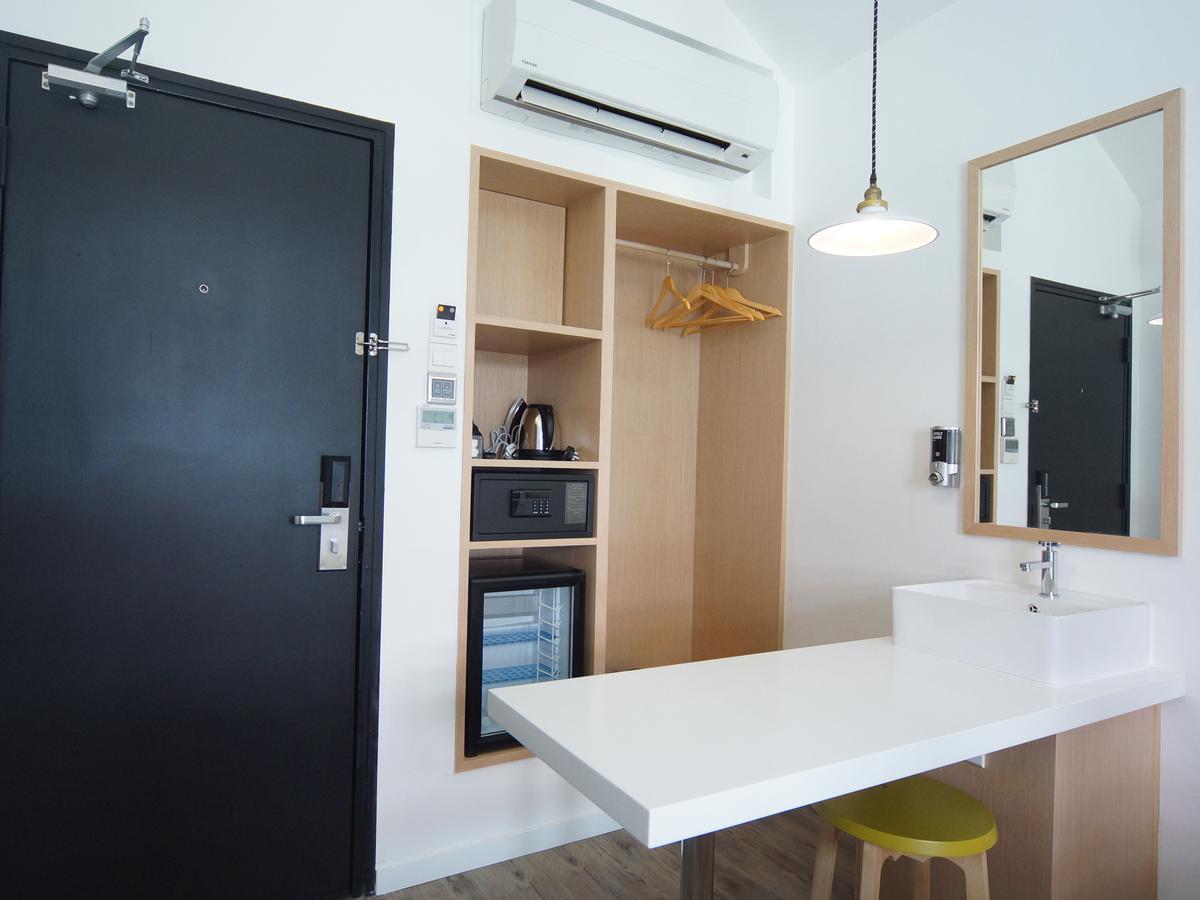 Container Hotel Penang George Town Bagian luar foto